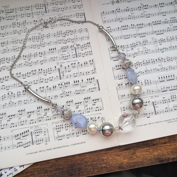 Elegant Silver and Blue Beaded Necklace - Picture 2 of 8